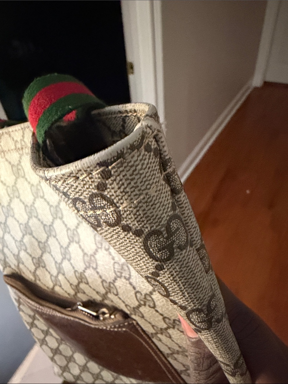 Vintage Gucci Tote - Picture 9 of 10